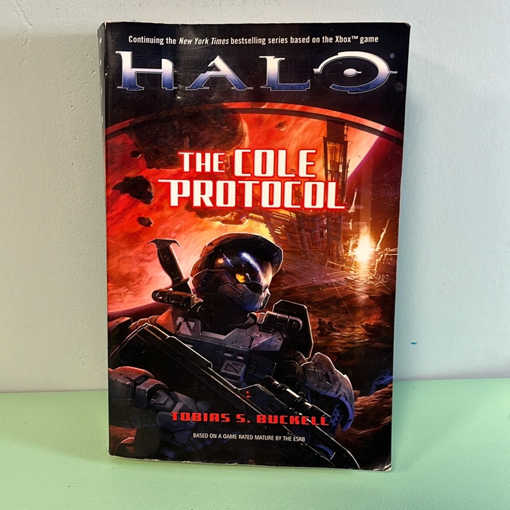 Halo The Cole Protocol, Tobias S. Bickel, Book Serie Based on Xbox game, Age 12+